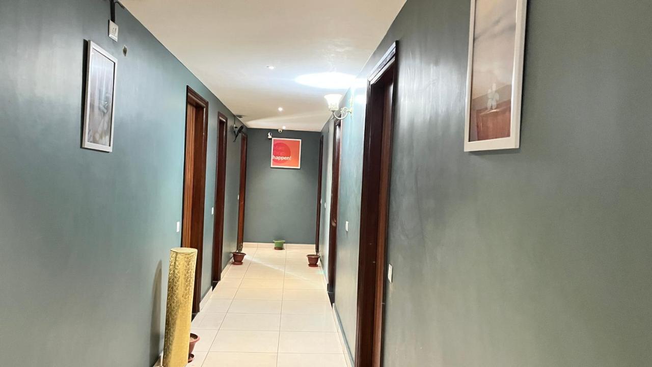 Qotel Hotel Church House Rohini Sector 15 德里 外观 照片